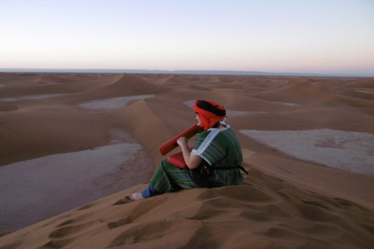 Yoga et méditation au Sahara